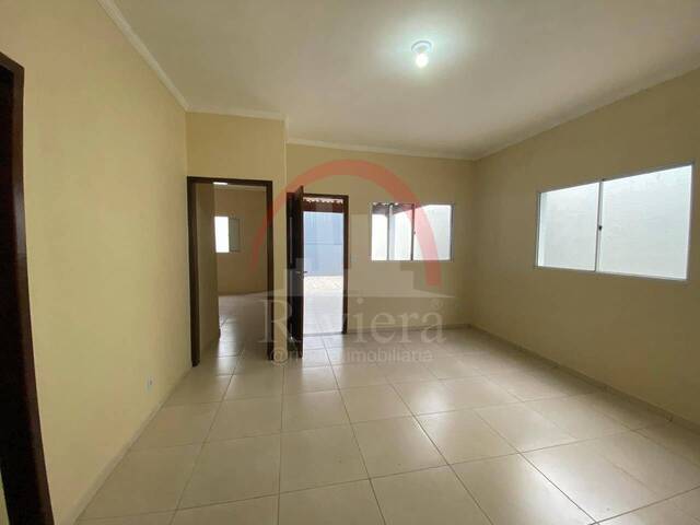 Casa para Venda em Caraguatatuba - 2