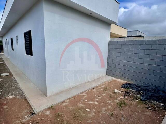 Casa para Venda em Caraguatatuba - 2