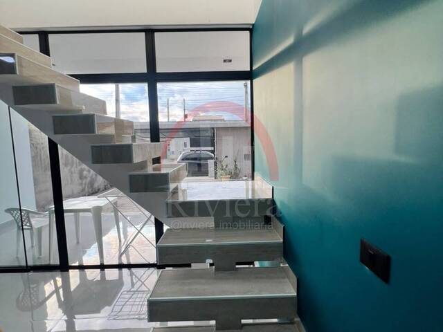 Sobrado para Venda em São Sebastião - 2