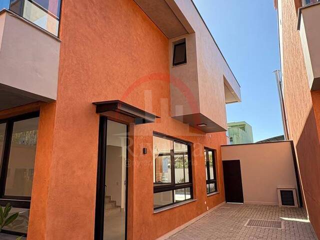 Casa para Venda em São Sebastião - 4