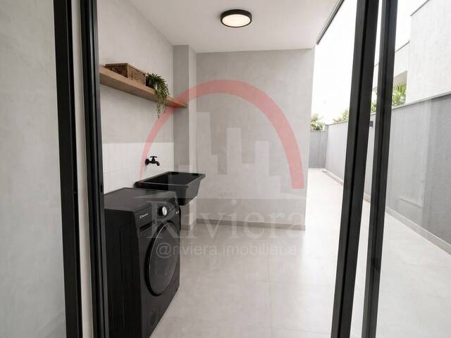 Apartamento para Venda em Caraguatatuba - 4