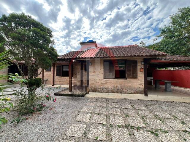 Casa para Venda em São Sebastião - 3