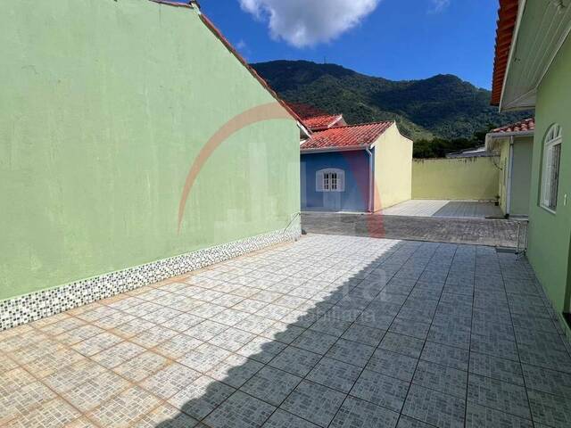 Casa para Venda em São Sebastião - 4