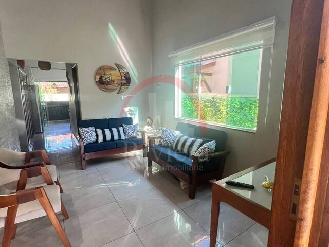 Casa para Venda em São Sebastião - 2
