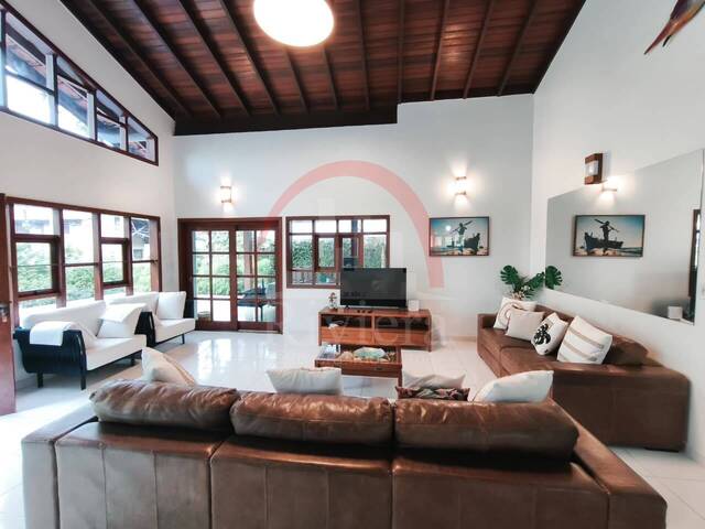 Casa para Venda em São Sebastião - 2