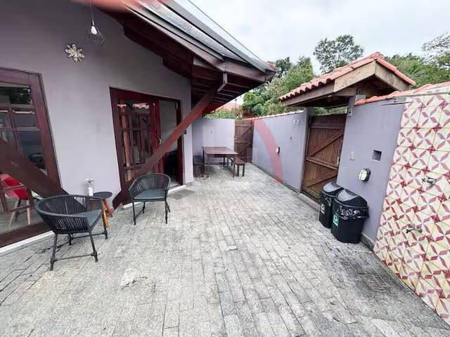 Casa para Venda em São Sebastião - 2