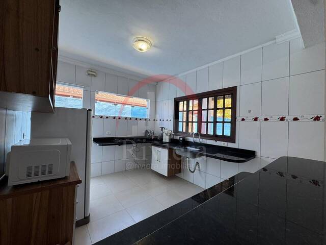 Casa para Locação em São Sebastião - 2