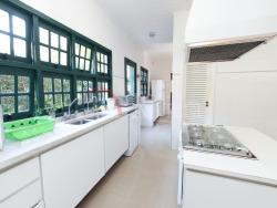 Sobrado para Venda em São Sebastião - 2