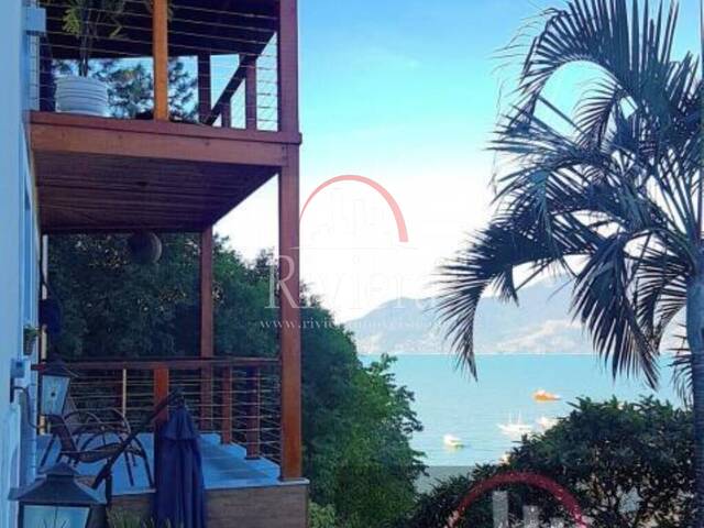 Sobrado para Venda em São Sebastião - 2