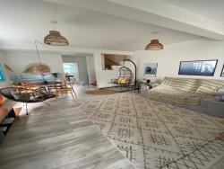 Sobrado para Venda em São Sebastião - 4