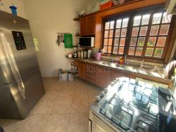 Sobrado para Venda em São Sebastião - 3