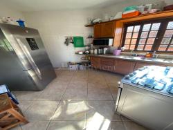 Sobrado para Venda em São Sebastião - 4