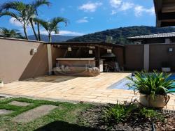 Sobrado para Venda em São Sebastião - 4