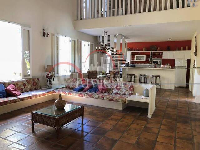 Sobrado para Locação em São Sebastião - 2