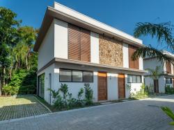 Casa em condomínio para Venda em São Sebastião - 2