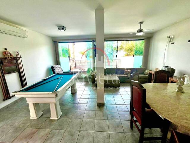 Casa para Venda em São Sebastião - 2