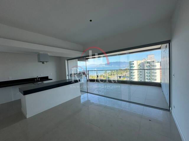 Apartamento para Venda em Caraguatatuba - 4