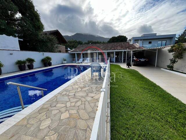 Casa para Venda em São Sebastião - 2