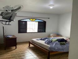 Casa para Venda em Caraguatatuba - 2