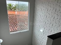 Sobrado para Venda em Caraguatatuba - 3