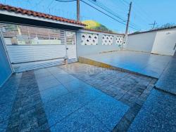 Casa para Venda em Caraguatatuba - 2