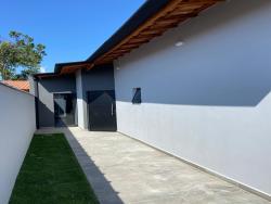 Casa para Venda em Caraguatatuba - 3