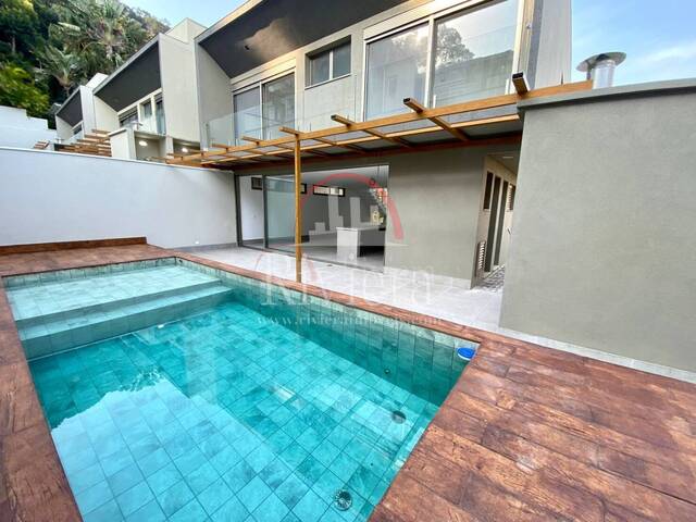 #JUQ.V.JV9 - Casa em condomínio para Venda em São Sebastião - SP