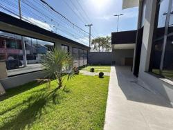 Casa para Venda em Caraguatatuba - 2