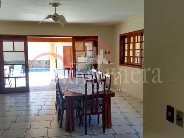 #V03066 - Sobrado para Venda em São Sebastião - SP