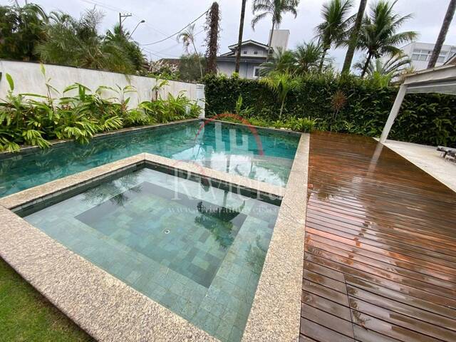 Venda em Praia da Baleia - São Sebastião